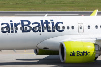 Latvija Silinia Vyriausybė Verslas Transportas Aviacija airBaltic Lietuva Estija