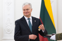 Nausėda Motinos Diena Ordinas Medalis