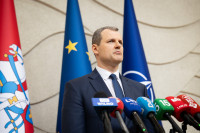 Paluckas Vyriausybė Garnis