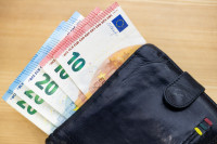 Sukčiai Apsimetėliai Prokuroras Policija Moterys