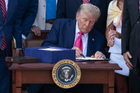 JAV Trumpas Prezidentas Mokesčiai Įstatymas Kongresas
