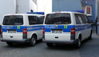 Vokietija automobilių entuziastai policija eismo įvykiai sulaikymai baudos