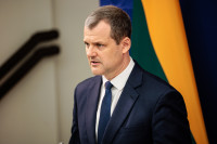 Paluckas Dronas Komunikacija Vyriausybė