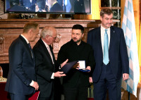 Diplomatija Ukraina Vokietija Miunchenas Apdovanojimas Zelenskis