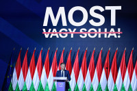 Magyaras Vengrija Rinkimai Korupcija Orbanas