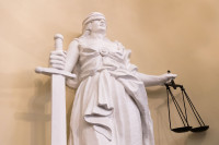 Teismas Granata Vyras Namas Kiemas