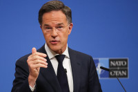 NATO Europa JAV Kariai Išvedimas Rutte