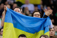 Ukrainos Vėliava Vyras Smurtas