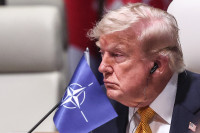 Karas Iranas JAV Trumpas NATO Susitikimas Turkija