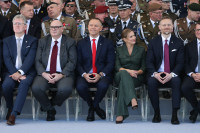Lenkija Ginkluotųjų Pajėgų Diena Minėjimas Paradas Nawrockis Kosiniakas-Kamyszas