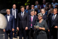 VAT Laidotuvės Vadovybė Apsauga